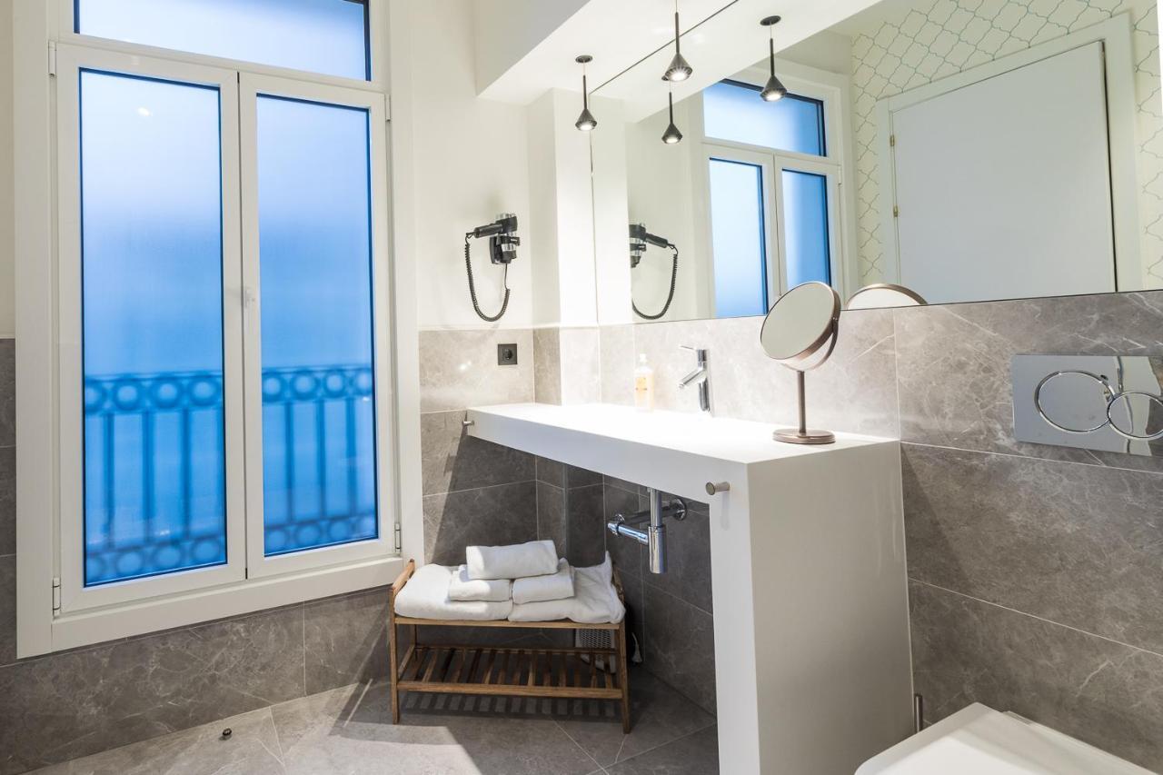 Eugenia Boutique Hotel 3*